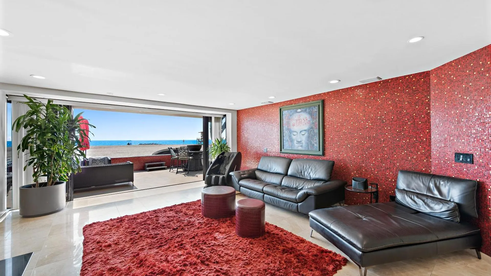 3 Story Oceanfront Home With Jacuzzi In Newport Beach On The Sand! United States